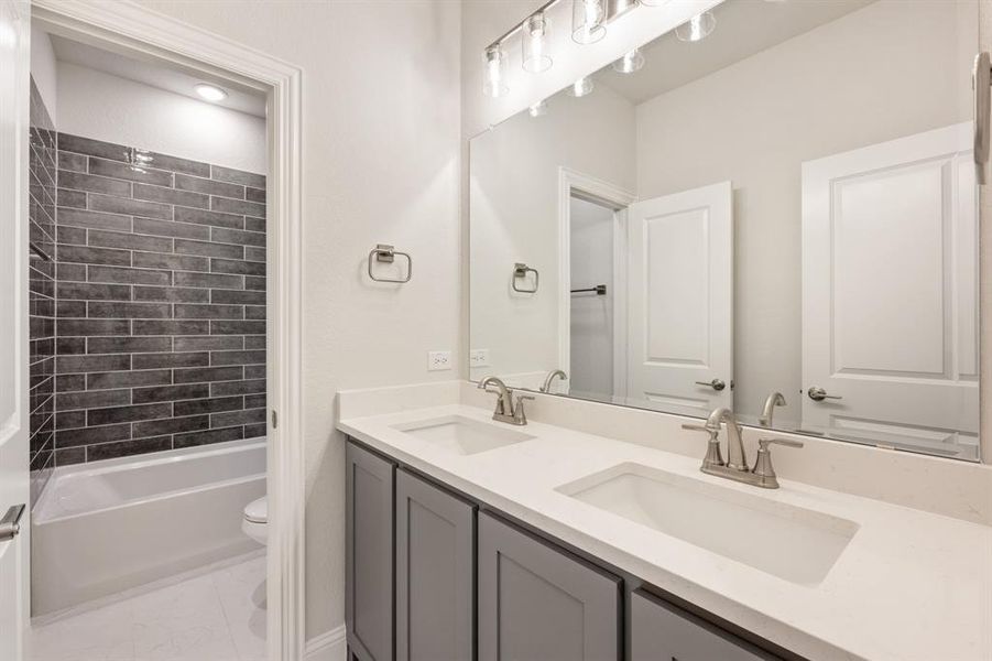 Furnished interior view inside a new home in Triple Diamond Ranch, Mansfield (Image 6).