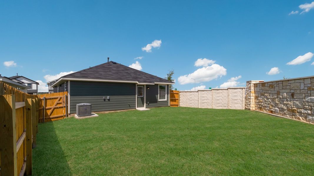 Representative exterior photo of a completed home built from the The Atlanta by D.R. Horton in Wayside, Uhland, TX (Image 14). Representative exterior photo of a completed home built from the The Atlanta by D.R. Horton in Wayside, Uhland, TX (Image 14).
