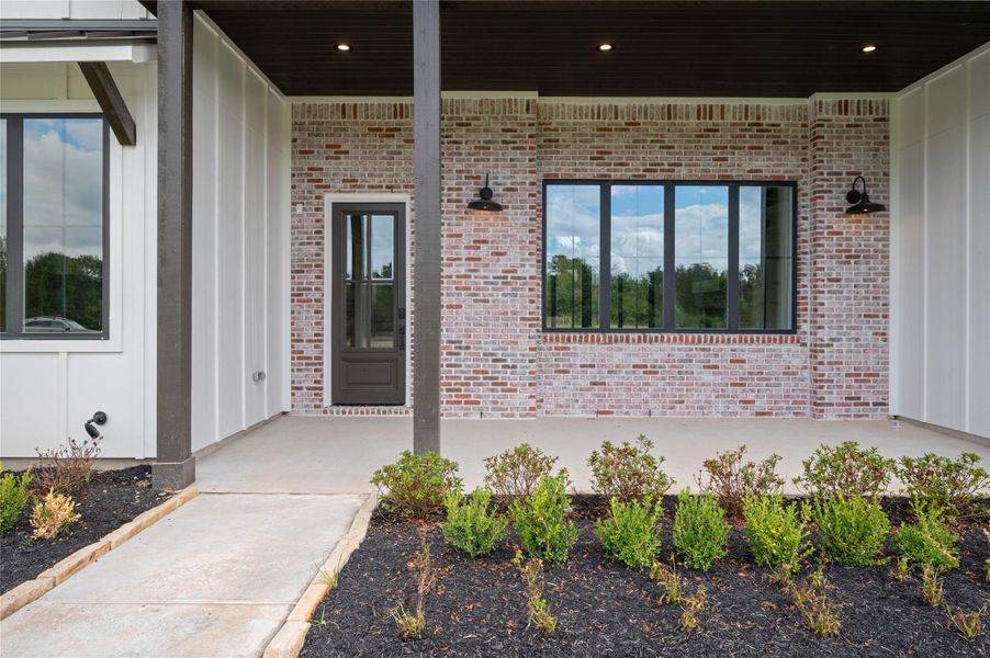Exterior details and patio area of a home in , Montgomery (Image 30).