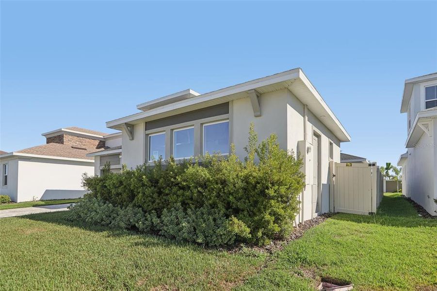 Exterior details and patio area of a home in Eagles Cove at Mirada, San Antonio (Image 23).
