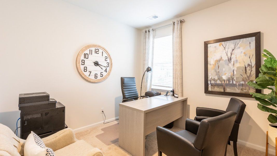 Representative furnished interior of a home built from the GLENWOOD by D.R. Horton in Huggins Hill, Manning (Image 19). Representative furnished interior of a home built from the GLENWOOD by D.R. Horton in Huggins Hill, Manning (Image 19).