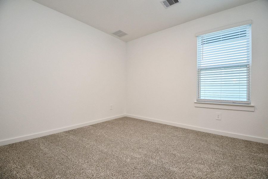 Spacious, unfurnished interior of a new home in City Gate North, Houston (Image 19).