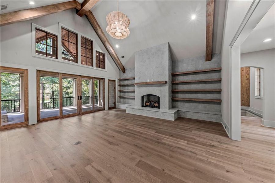 Image 79 of a home in .