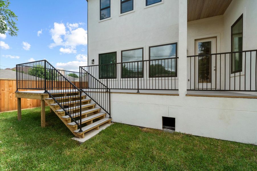 Exterior details and patio area of a home in , Houston (Image 4). Exterior details and patio area of a home in , Houston (Image 4).