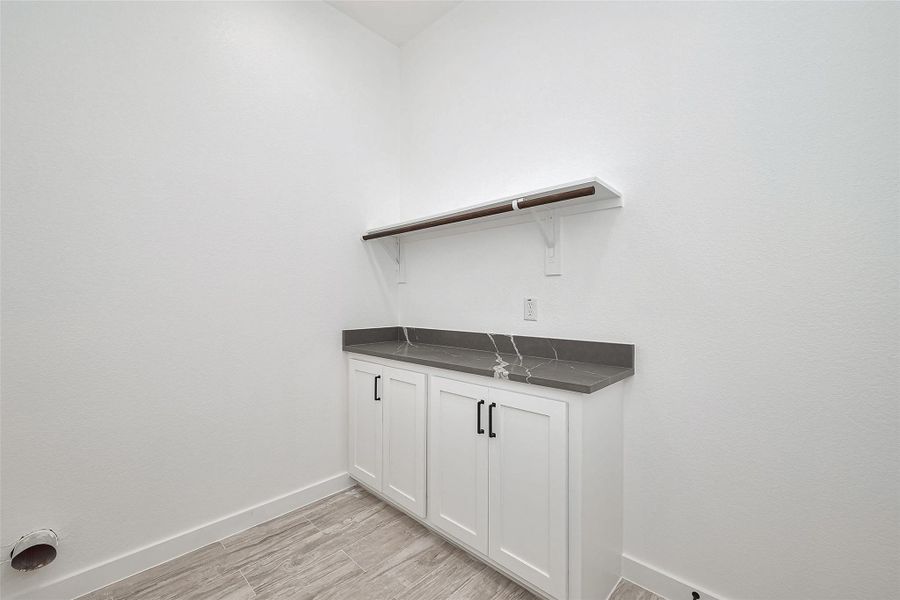 Spacious, unfurnished interior of a new home in , Houston (Image 19).