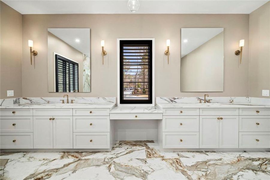 Furnished interior view inside a new home in , Alpharetta (Image 76).