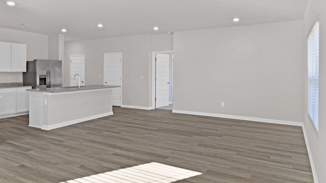 Spacious, unfurnished interior of a new home in Bailey Park, Fayetteville (Image 18).