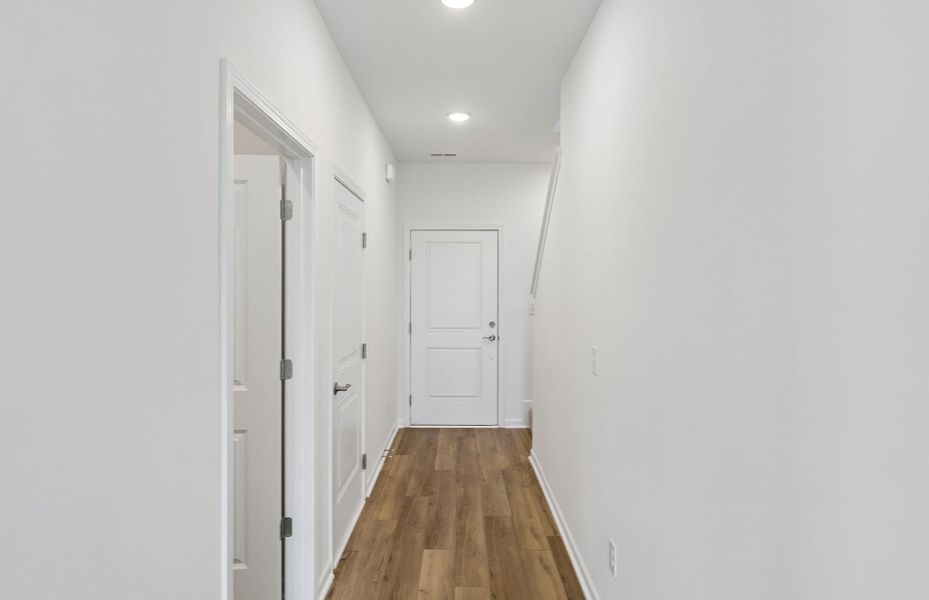 Spacious, unfurnished interior of a new home in Highlands of Carter's Station, Columbia (Image 25). Spacious, unfurnished interior of a new home in Highlands of Carter's Station, Columbia (Image 25).