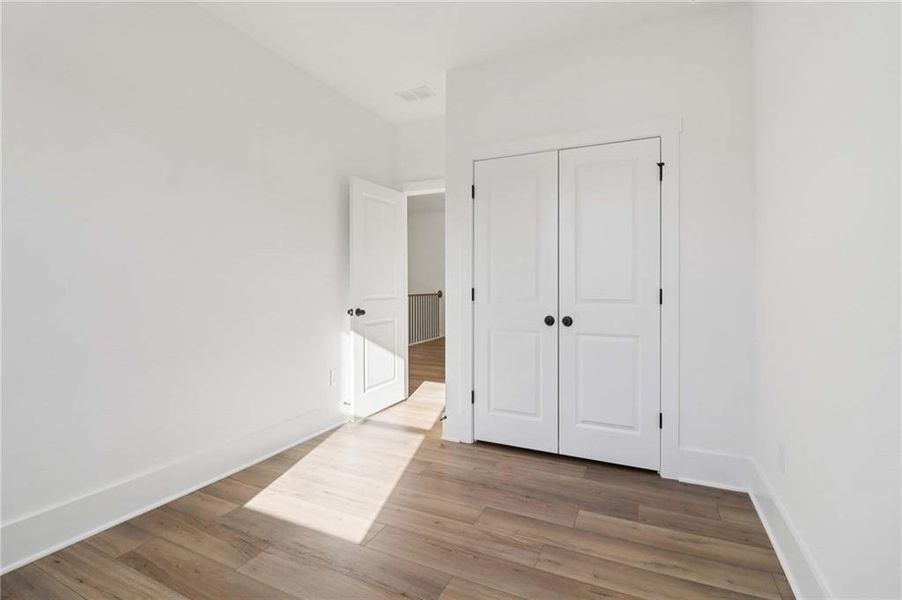 Spacious, unfurnished interior of a new home in Park Vue, Atlanta (Image 28).