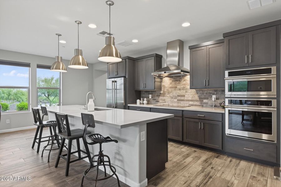 19) KITCHEN 19) KITCHEN