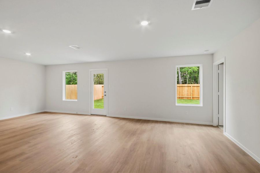Spacious, unfurnished interior of a new home in New Waverly Station, New Waverly (Image 20). Spacious, unfurnished interior of a new home in New Waverly Station, New Waverly (Image 20).