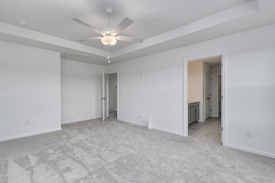 Spacious, unfurnished interior of a new home in Garden Grove, Conway (Image 39).