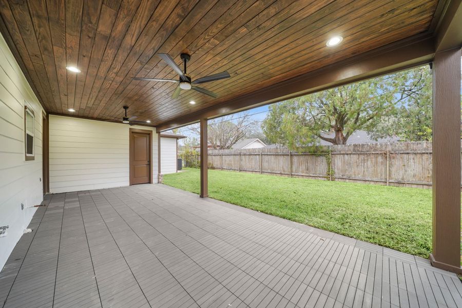 Exterior details and patio area of a home in , Houston (Image 28).