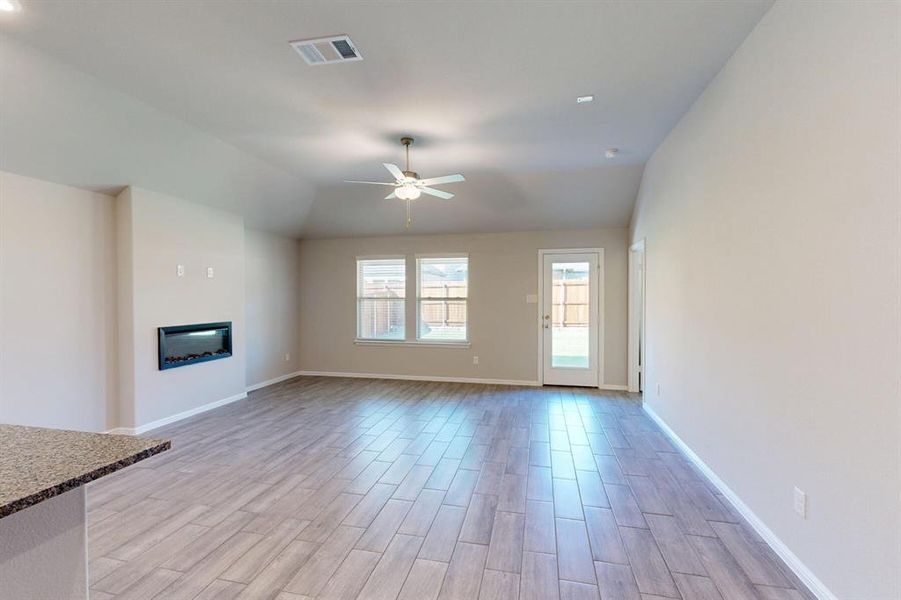 Spacious, unfurnished interior of a new home in Forest Park, Princeton (Image 14). Spacious, unfurnished interior of a new home in Forest Park, Princeton (Image 14).