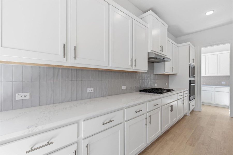 Stunning finishes in Light & Bright Kitchen