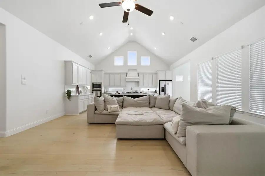Furnished interior view inside a new home in Gideon Grove, Rockwall (Image 4). Furnished interior view inside a new home in Gideon Grove, Rockwall (Image 4).