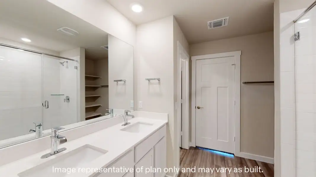 Furnished interior view inside a new home in Heritage Crossing, Corpus Christi (Image 11).