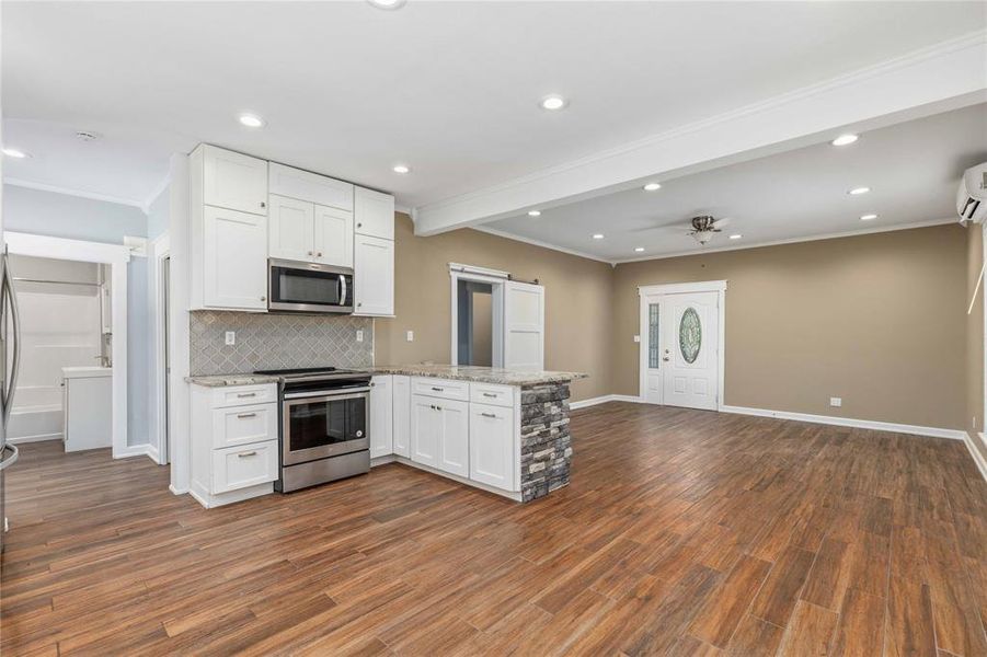 Furnished interior view inside a new home in , Brownwood (Image 9). Furnished interior view inside a new home in , Brownwood (Image 9).