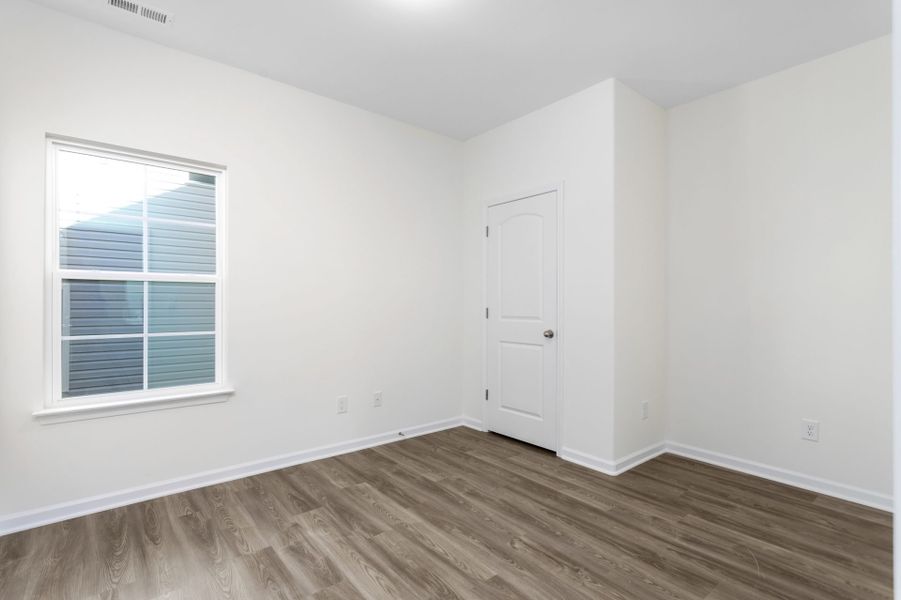 Representative unfurnished interior of a home built from the Fairfield by Keystone Homes NC in Royal Pines, Trinity (Image 39).