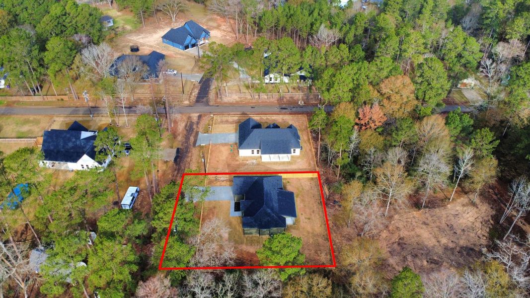 Exterior details and patio area of a home in , Plantersville (Image 3).