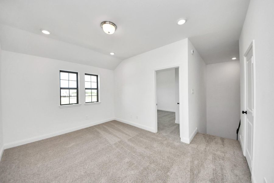 Spacious, unfurnished interior of a new home in Bridgeland: Signature Collection, Cypress (Image 18).