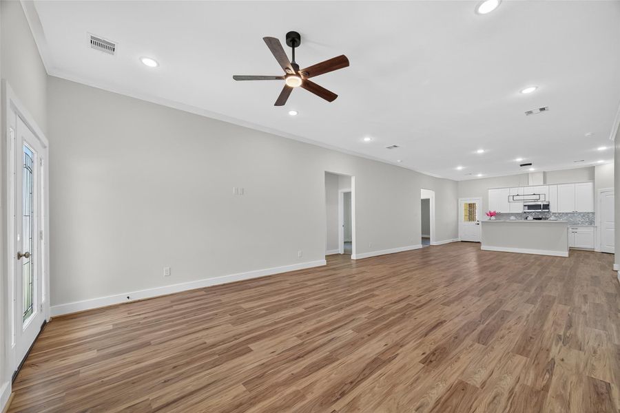 Spacious, unfurnished interior of a new home in , Crosby (Image 8).