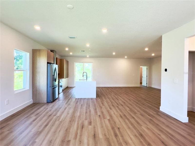 Spacious, unfurnished interior of a new home in , Rotonda West (Image 56). Spacious, unfurnished interior of a new home in , Rotonda West (Image 56).