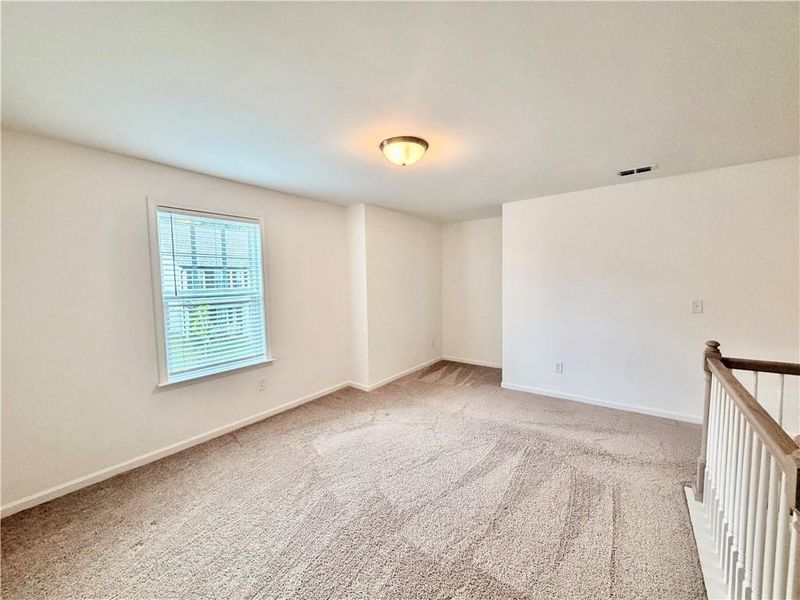 Spacious, unfurnished interior of a new home in Creekside, Dawsonville (Image 54).