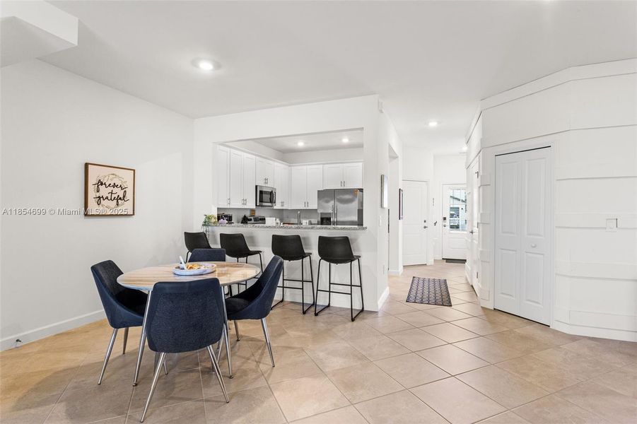 Furnished interior view inside a new home in , Fort Myers (Image 14).