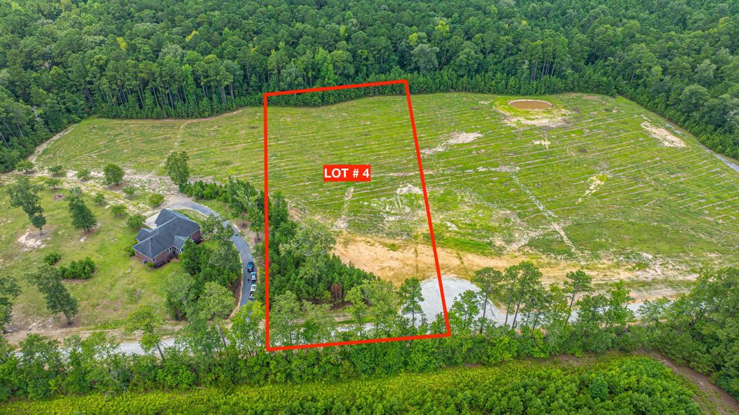 Image 11 of a home in . Image 11 of a home in .