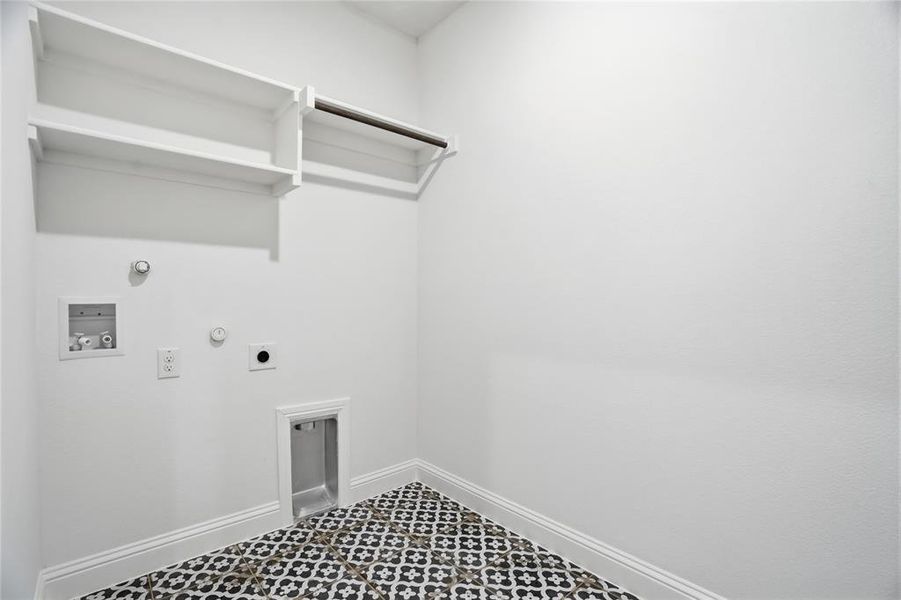 Spacious, unfurnished interior of a new home in Arbor Oaks, Boyd (Image 22).