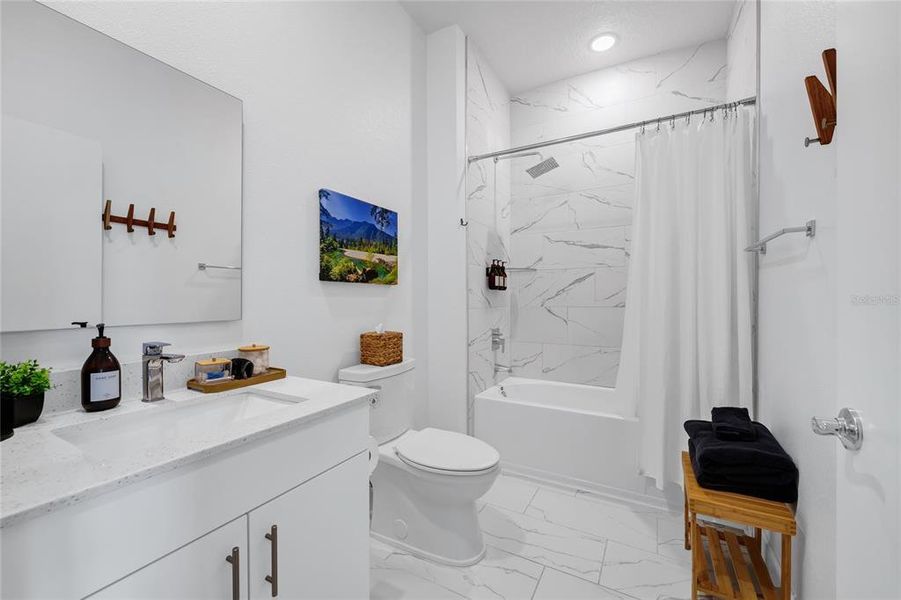 Furnished interior view inside a new home in , Davenport (Image 7).