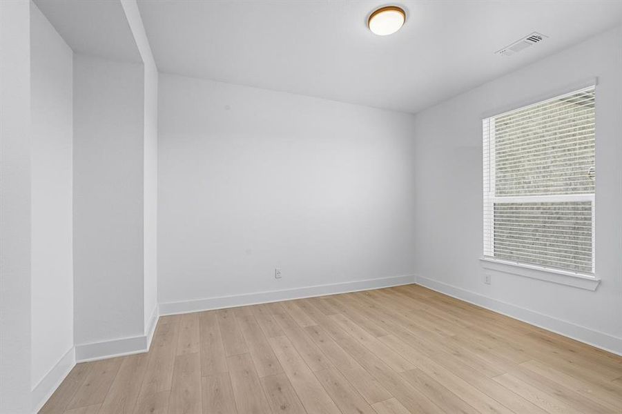 Spacious, unfurnished interior of a new home in Hillstead, Lavon (Image 28). Spacious, unfurnished interior of a new home in Hillstead, Lavon (Image 28).