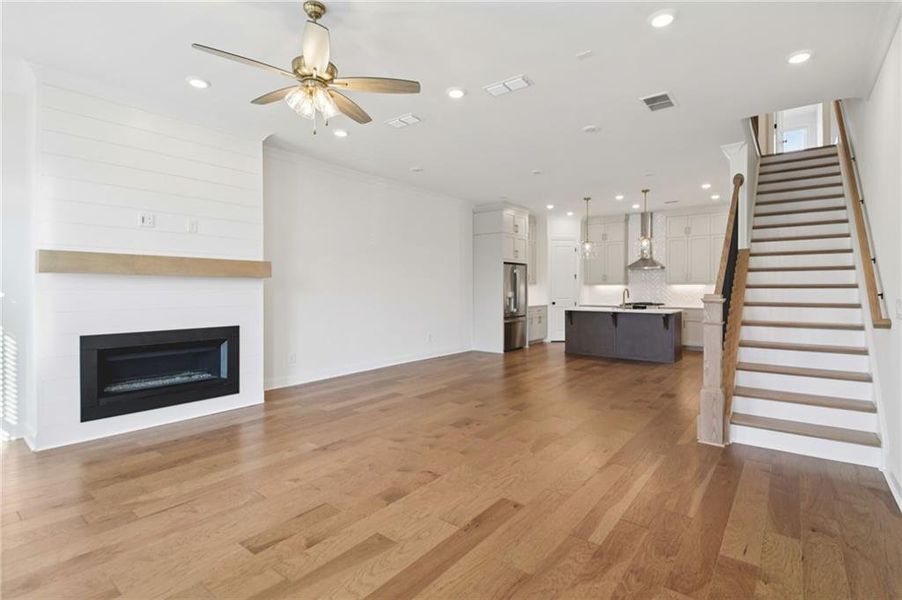 Spacious, unfurnished interior of a new home in Ward's Crossing Townhomes, Johns Creek (Image 24).