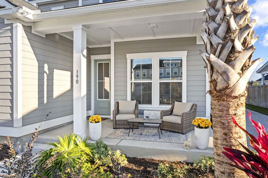 Exterior details and patio area of a home in Carnes Crossroads, Summerville (Image 19).