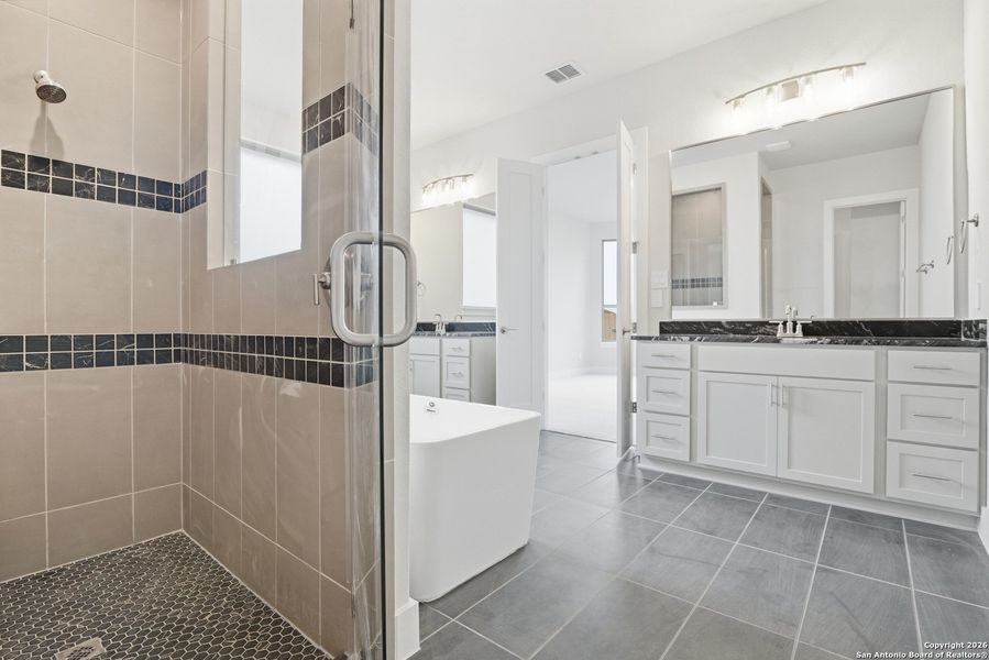 Furnished interior view inside a new home in Haby Hill 60s, San Antonio (Image 13).