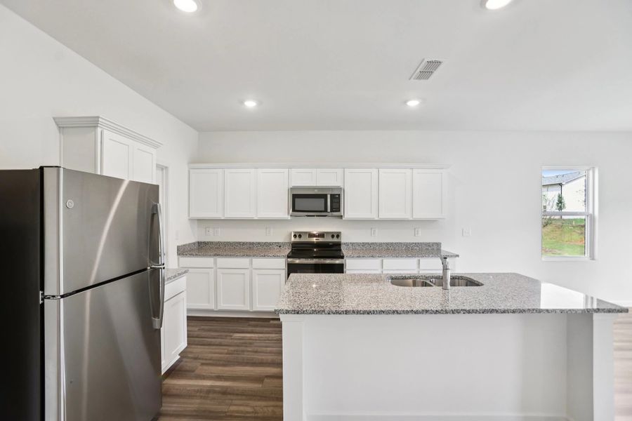 Representative furnished interior of a home built from the Splendor by Starlight Homes in Liberty Ranch, Liberty (Image 10).