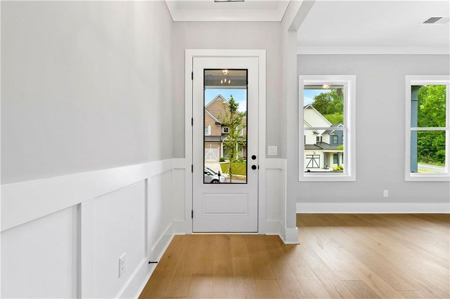 Spacious, unfurnished interior of a new home in , Brookhaven (Image 39).