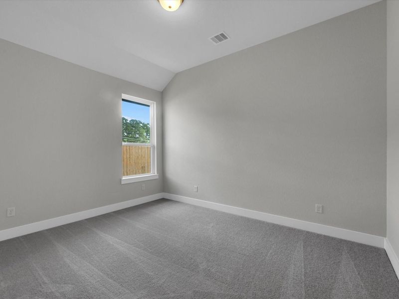Spacious, unfurnished interior of a new home in Oakhill Reserve, Tomball (Image 20). Spacious, unfurnished interior of a new home in Oakhill Reserve, Tomball (Image 20).