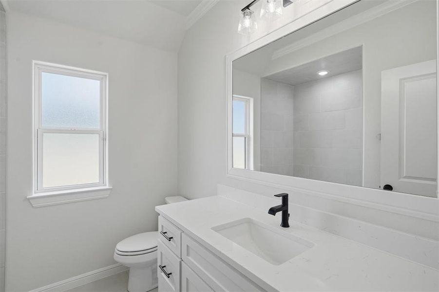 Furnished interior view inside a new home in , Weatherford (Image 10).