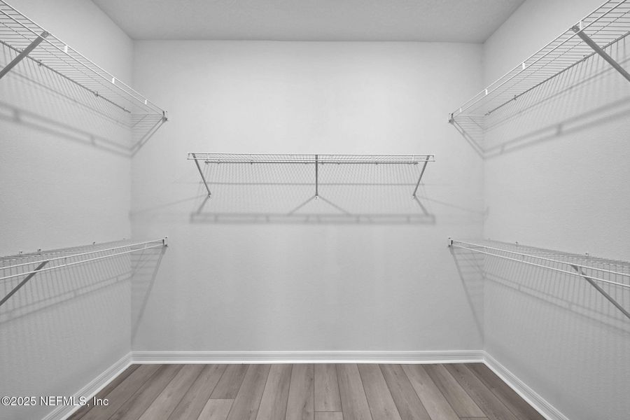 Spacious, unfurnished interior of a new home in Del Webb Nocatee, Ponte Vedra (Image 25).