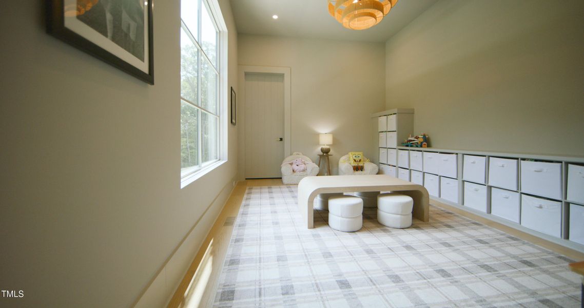 PLAY NOOK A074C353_250604H0_CANON.00_02_