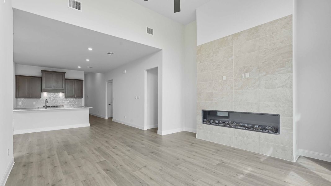 Spacious, unfurnished interior of a new home in Clearview Ranch, Royse City (Image 14).