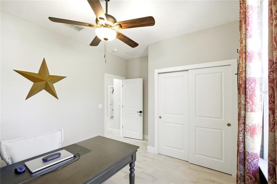 Furnished interior view inside a new home in , Ocala (Image 30).