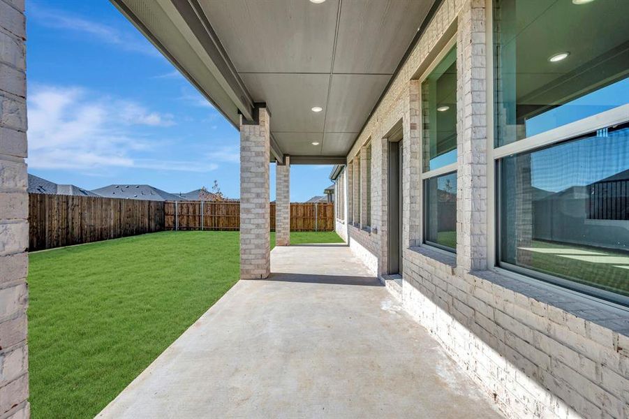 Exterior details and patio area of a home in Sagebrook, Argyle (Image 2).