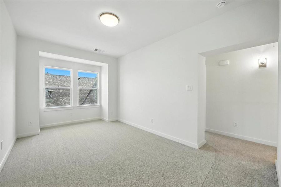 Spacious, unfurnished interior of a new home in Treeline, Justin (Image 16).