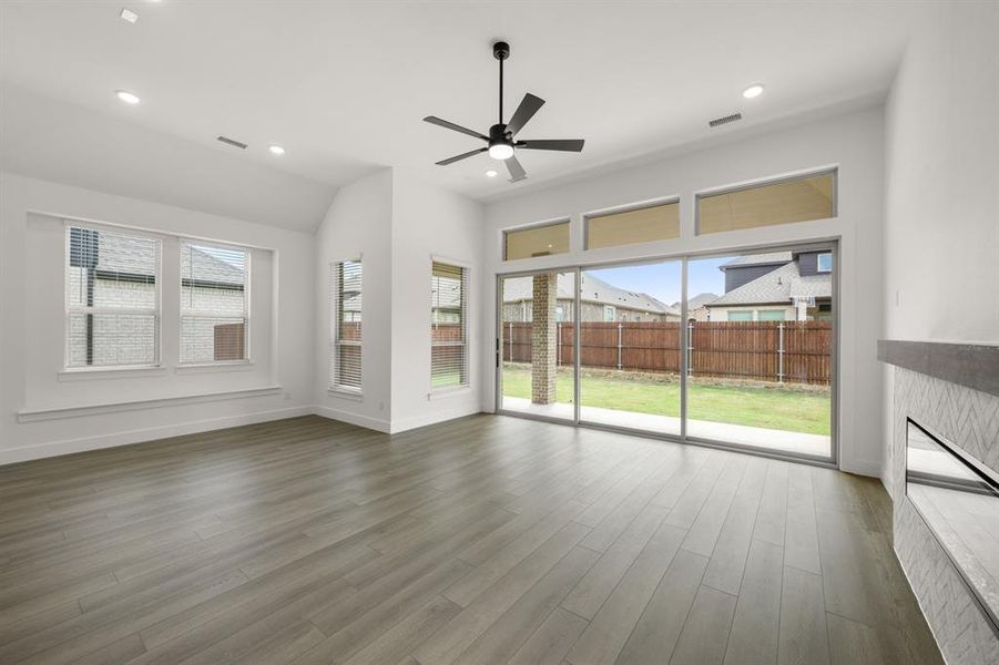 2102 Pelican- Living Room-1