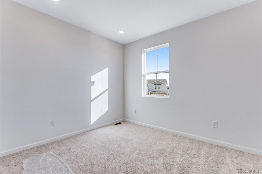 Spacious, unfurnished interior of a new home in Painted Prairie, Aurora (Image 41). Spacious, unfurnished interior of a new home in Painted Prairie, Aurora (Image 41).