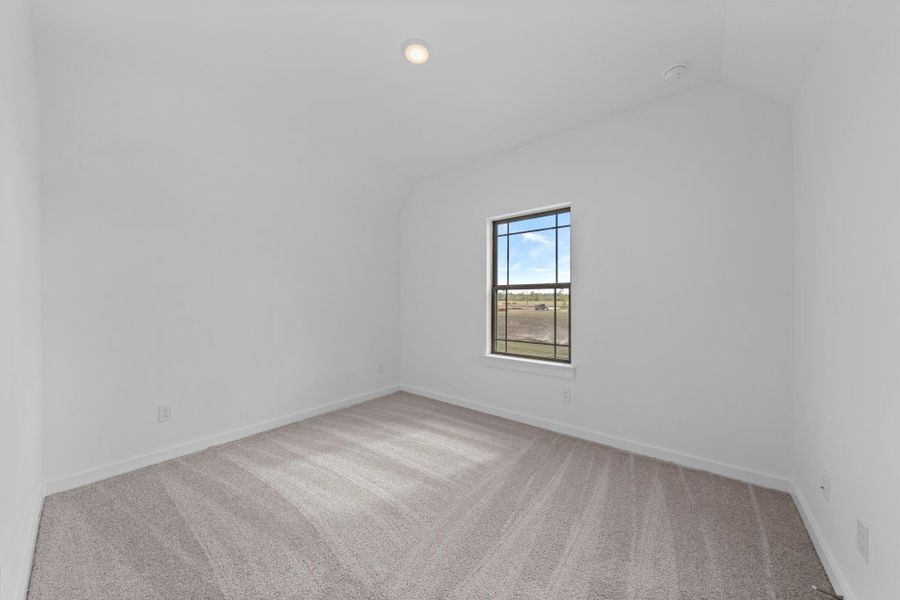 Spacious, unfurnished interior of a new home in , Missouri City (Image 17).