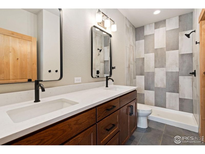 Furnished interior view inside a new home in , Estes Park (Image 3).